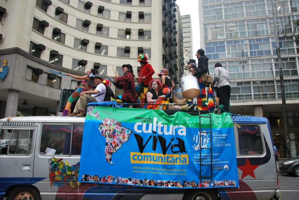 Caravana por la Vida De Copacabana a Copacabana la aventura que